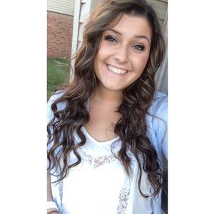 Meet your Posher, Lindsey